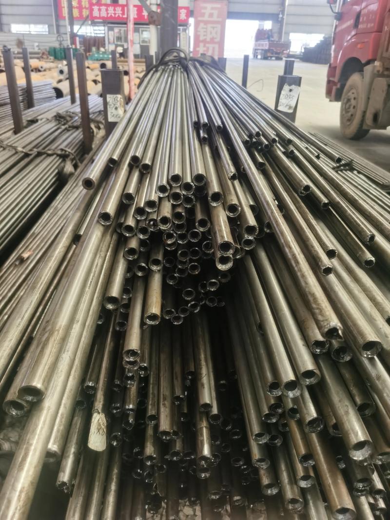 呼倫貝爾地區(qū)8163無縫鋼管切割零售價格分析